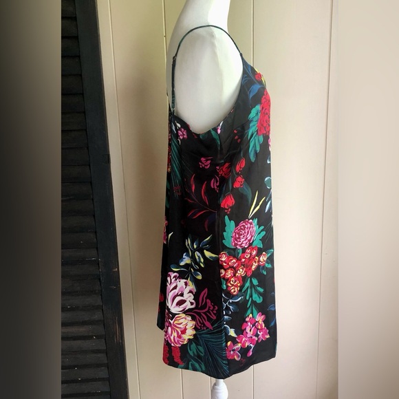 STARS ABOVE Nighty/Chemise Size SMALL Black with Multi-Color Floral NWOT - Picture 6 of 10